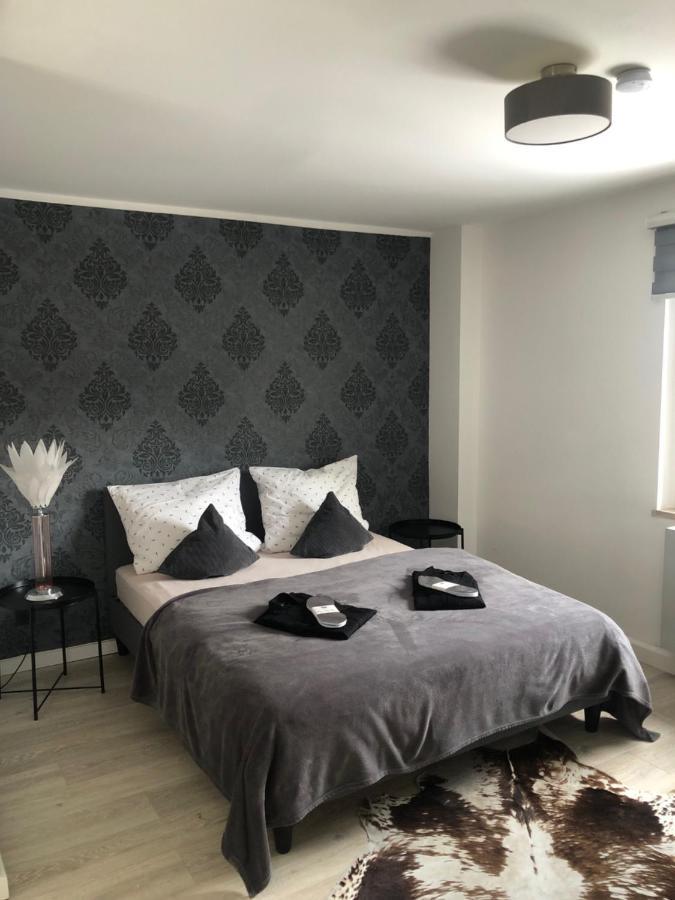 Body Kult Loft - Modernes Appartement Mit 2 Separaten Schlafzimmern اتسوكو المظهر الخارجي الصورة